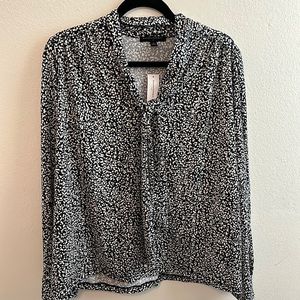 NEW BANANA REPUBLIC Tie Front Top